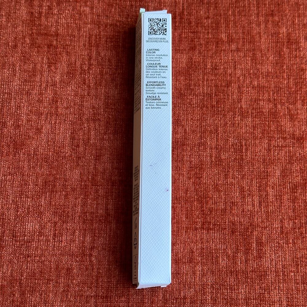 Prada Lines Gliding Eye Pencil in 05 Argento - Picture 6 of 8